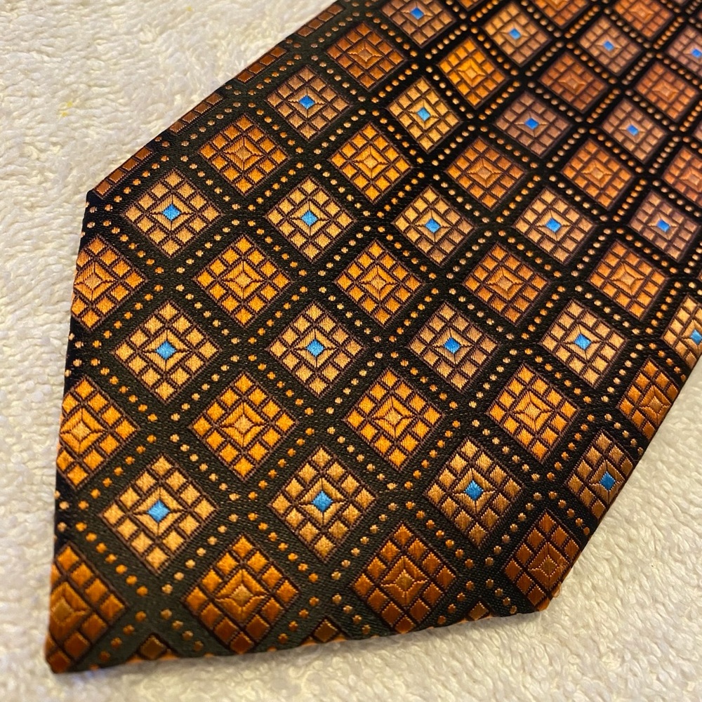 Brand New Trendy Tie By STAFFORD